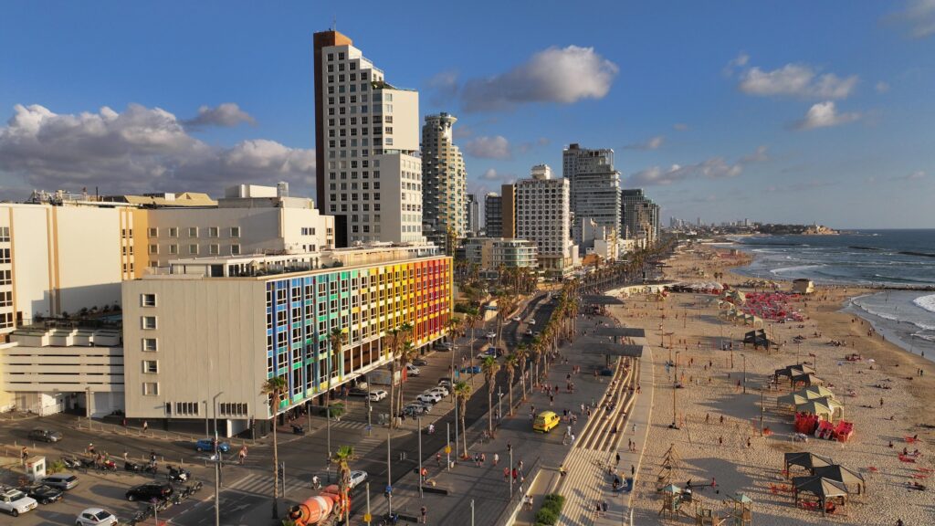 דן תל אביב וטיילת תל אביב