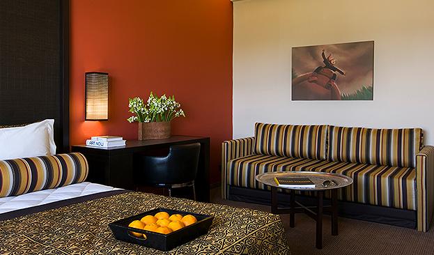 Superior Quadro Room Picture