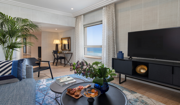 Executive Sea View Suite picture