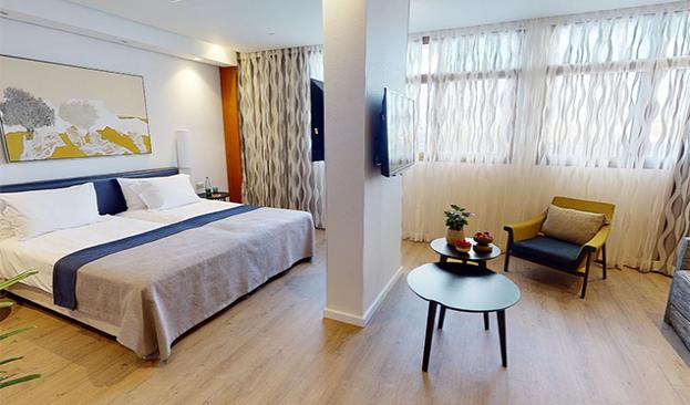 תמונה של חדר הרצליה קוואדרו